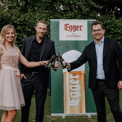 Egger Bier und Lisa Hauser verlängern erfolgreiches Sport-Sponsoring
